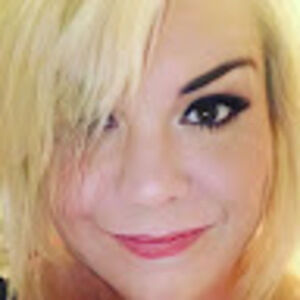 Meet your Posher, Caissie